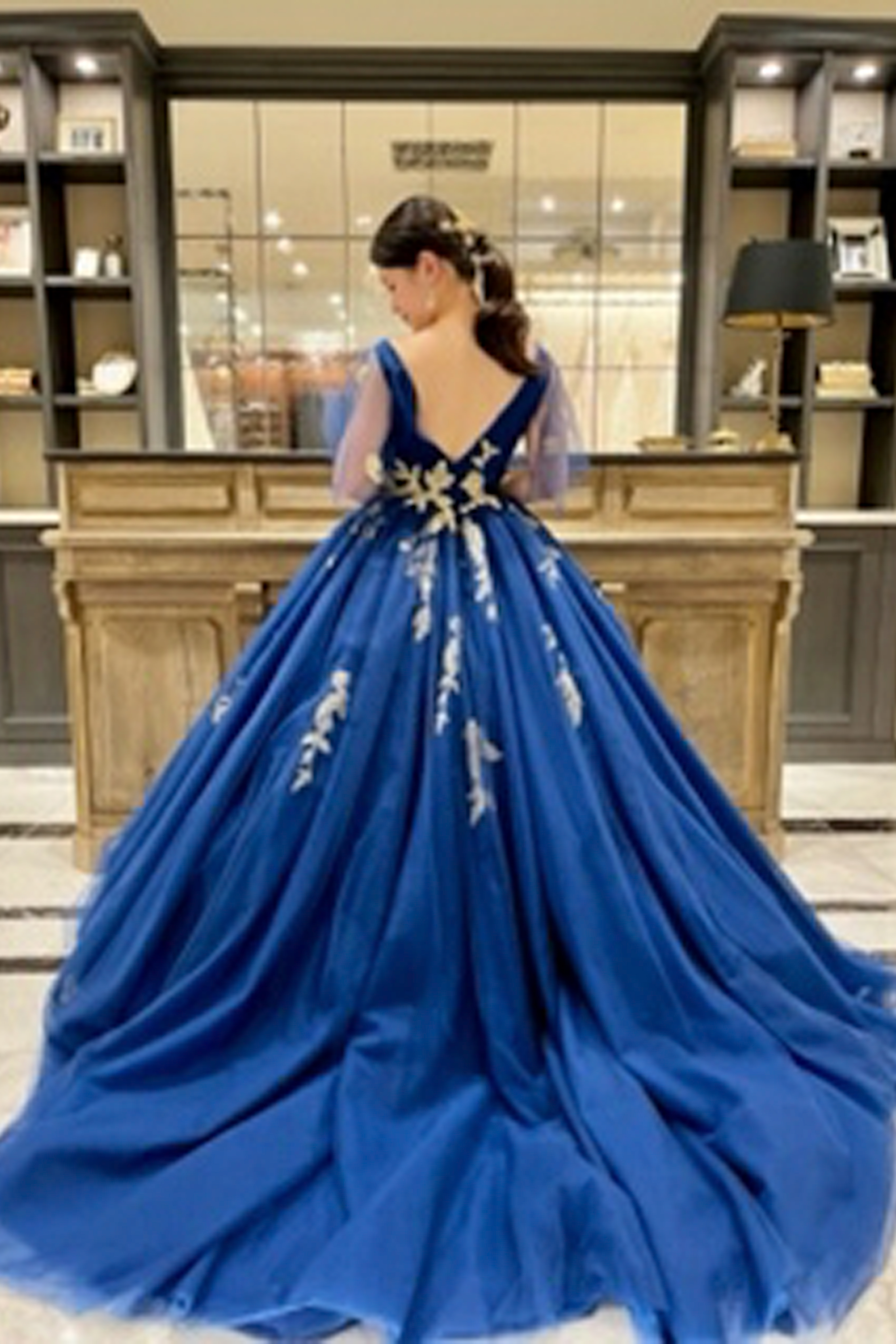 新作ドレス紹介】Authentique Originalカラードレス｜ブログ