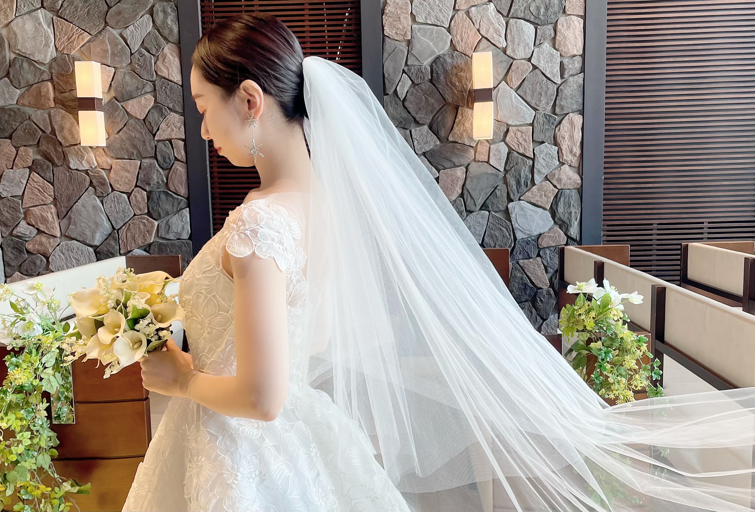 Authentique　オーセンティック　WeddingDress　ウェディングドレス　フラワーレース　Aライン　フォレスターナ軽井沢