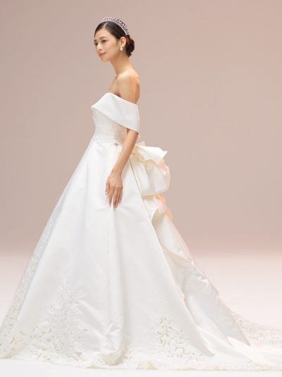 ドレス一覧｜11号｜Authentique（オーセンティック） - ウェディング