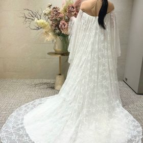 【New in！】Giambattista valli(ジャンバティスタ・ヴァリ) ～あなたらしいスタイルが叶えられる特別なドレス～